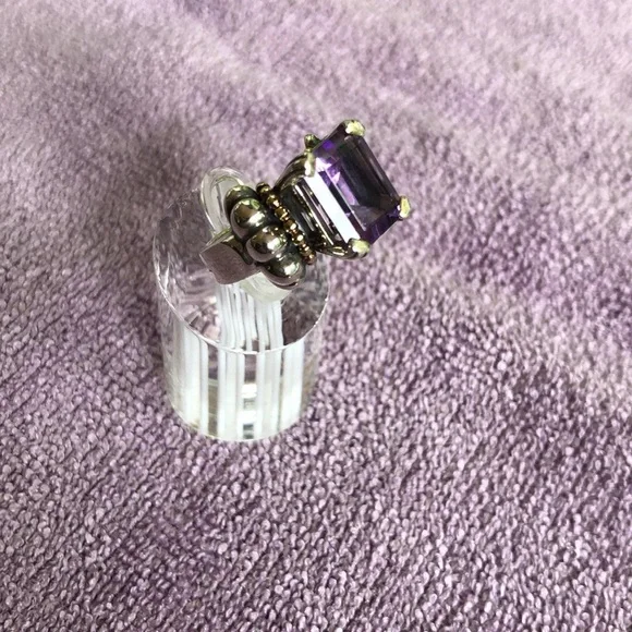 Lagos ring - amethyst set in sterling silver with 18K gold Caviar beading - Picture 12 of 16